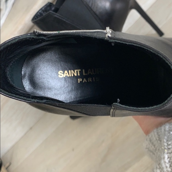Saint Laurent Booties - Picture 3 of 7